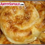 Pırasalı Börek  Börek Tarifi